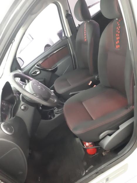 RENAULT Sandero 1.6 4P FLEX STEPWAY, Foto 5