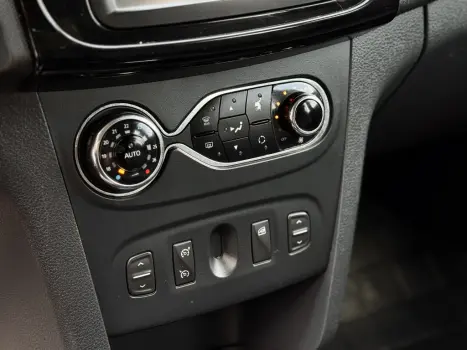 RENAULT Sandero 1.6 16V 4P FLEX STEPWAY, Foto 6