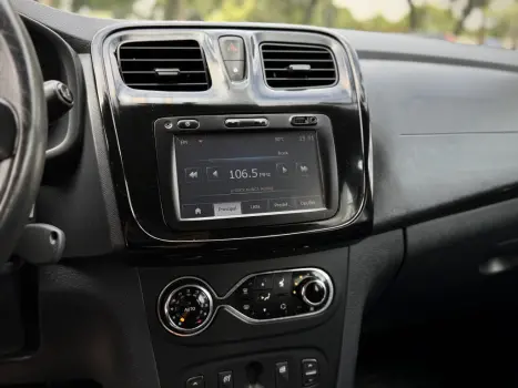 RENAULT Sandero 1.6 16V 4P FLEX STEPWAY, Foto 9