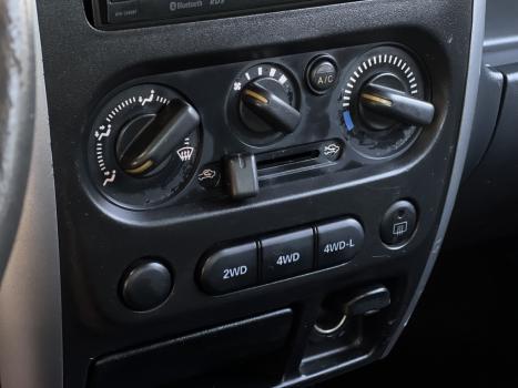 SUZUKI Jimny 1.3 16V 4 ALL 4X4, Foto 5 SUZUKI Jimny 1.3 16V 4 ALL 4X4, Foto 5