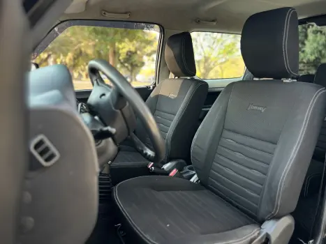 SUZUKI Jimny 1.3 16V 4 ALL 4X4, Foto 6 SUZUKI Jimny 1.3 16V 4 ALL 4X4, Foto 6