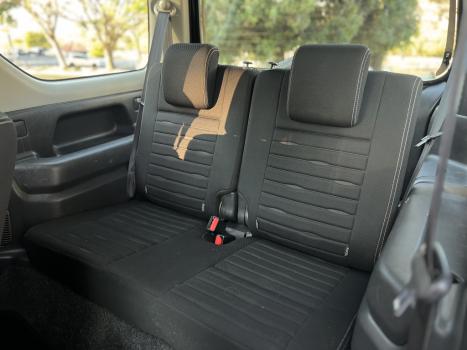 SUZUKI Jimny 1.3 16V 4 ALL 4X4, Foto 7 SUZUKI Jimny 1.3 16V 4 ALL 4X4, Foto 7