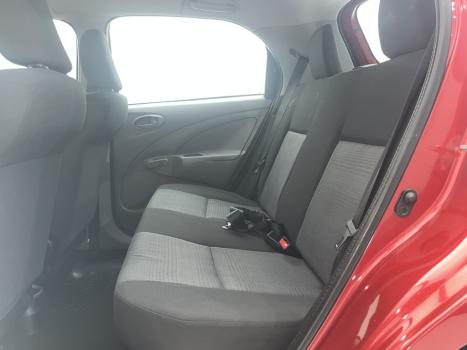 TOYOTA Etios Hatch 1.3 16V 4P FLEX X, Foto 15