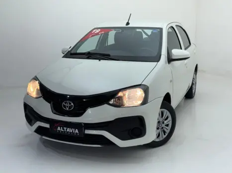 TOYOTA Etios Hatch 1.3 16V 4P FLEX X, Foto 6