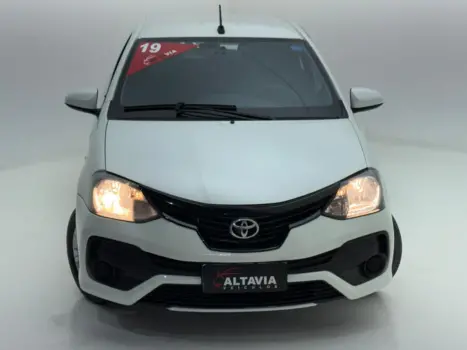 TOYOTA Etios Hatch 1.3 16V 4P FLEX X, Foto 10