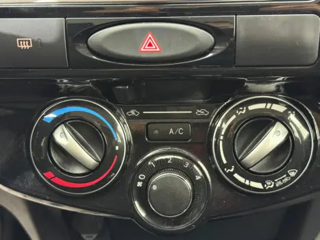 TOYOTA Etios Hatch 1.3 16V 4P FLEX X, Foto 14