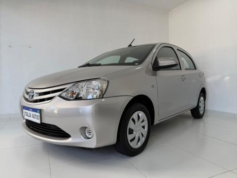 TOYOTA Etios Hatch 1.3 16V 4P FLEX X, Foto 1