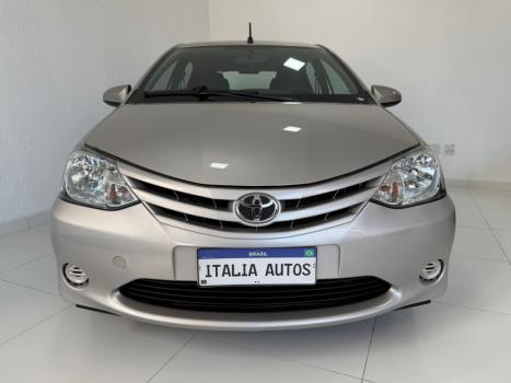 TOYOTA Etios Hatch 1.3 16V 4P FLEX X, Foto 4