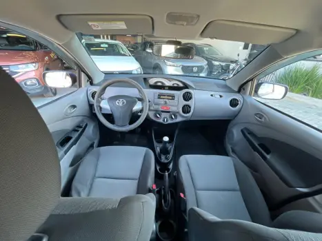 TOYOTA Etios Hatch 1.5 16V 4P FLEX L, Foto 5