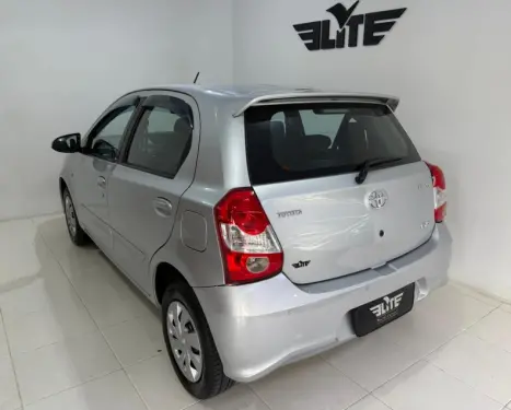 TOYOTA Etios Hatch 1.5 16V 4P FLEX XS, Foto 13