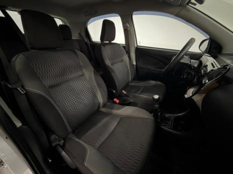 TOYOTA Etios Hatch 1.3 16V 4P FLEX XS, Foto 6