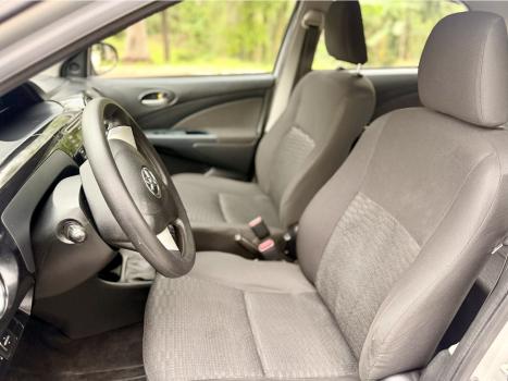 TOYOTA Etios Hatch 1.3 16V 4P FLEX XS, Foto 5