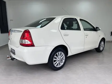 TOYOTA Etios Sedan 1.5 16V 4P FLEX XLS, Foto 3