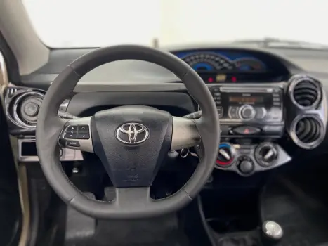TOYOTA Etios Sedan 1.5 16V 4P FLEX XLS, Foto 6