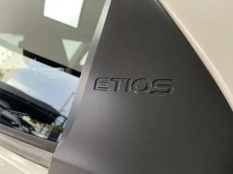 TOYOTA Etios Sedan 1.5 16V 4P FLEX XLS, Foto 13