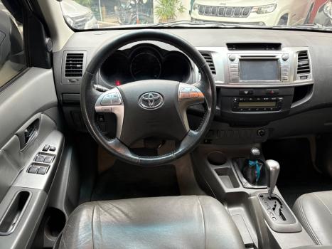 TOYOTA Hilux Caminhonete 2.7 16V 4P SRV FLEX 4X4  CABINE DUPLA AUTOMTICO, Foto 5