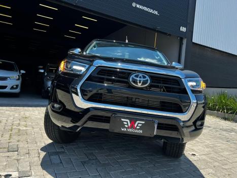 TOYOTA Hilux Caminhonete 2.8 16V SRX 4X4 TURBO DIESEL CABINE DUPLA AUTOMTICO, Foto 18