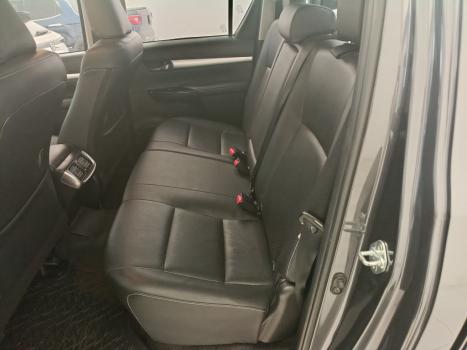 TOYOTA Hilux Caminhonete 2.8 16V SRX 4X4 TURBO DIESEL CABINE DUPLA AUTOM�TICO, Foto 7