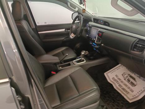 TOYOTA Hilux Caminhonete 2.8 16V SRX 4X4 TURBO DIESEL CABINE DUPLA AUTOM�TICO, Foto 17