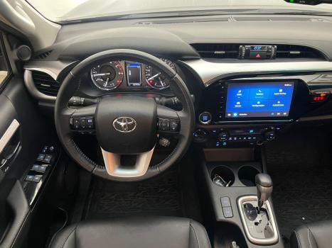 TOYOTA Hilux Caminhonete 2.8 16V SRV 4X4 DIESEL CABINE DUPLA AUTOM�TICO, Foto 13