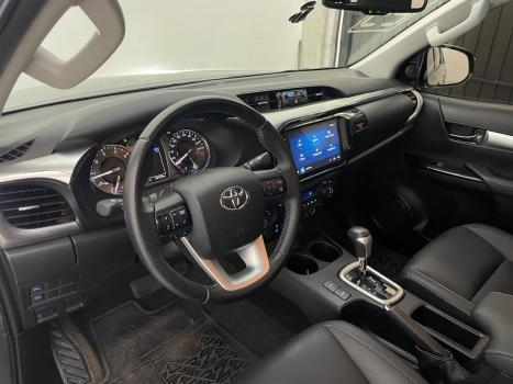 TOYOTA Hilux Caminhonete 2.8 16V SRV 4X4 DIESEL CABINE DUPLA AUTOM�TICO, Foto 14