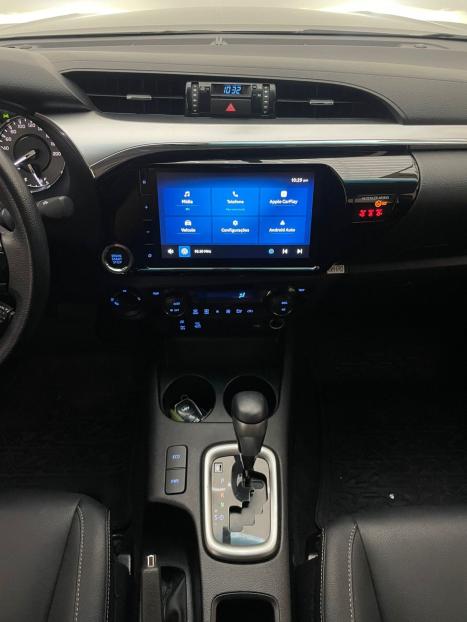 TOYOTA Hilux Caminhonete 2.8 16V SRV 4X4 DIESEL CABINE DUPLA AUTOM�TICO, Foto 16