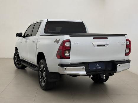 TOYOTA Hilux Caminhonete 2.8 16V SRX 4X4 TURBO DIESEL CABINE DUPLA AUTOM�TICO, Foto 5