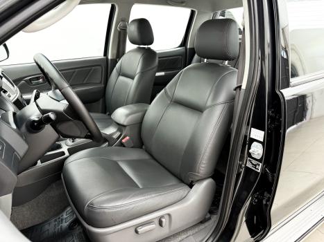 TOYOTA Hilux Caminhonete 3.0 16V 4P 4X4 SRV TURBO DIESEL CABINE DUPLA AUTOMÁTICO, Foto 17