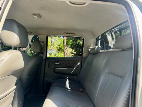 TOYOTA Hilux Caminhonete 3.0 16V 4P 4X4 SRV TURBO DIESEL CABINE DUPLA AUTOMÁTICO, Foto 9