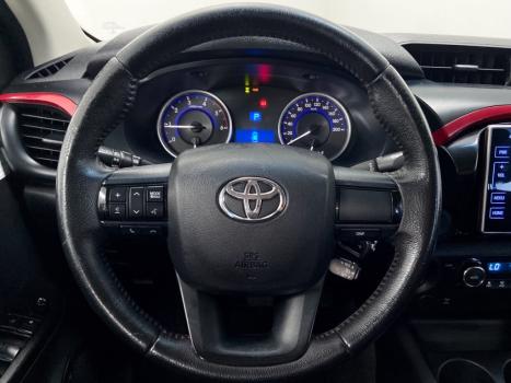 TOYOTA Hilux Caminhonete 2.8 16V 4P SR 4X4 DIESEL CHALLENGE CABINE DUPLA AUTOMÁTICO, Foto 6