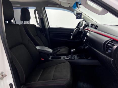 TOYOTA Hilux Caminhonete 2.8 16V 4P SR 4X4 DIESEL CHALLENGE CABINE DUPLA AUTOMÁTICO, Foto 12