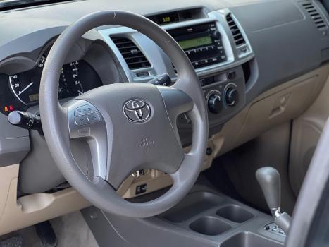 TOYOTA Hilux SW4 2.7 16V 4P SR FLEX AUTOMTICO, Foto 2