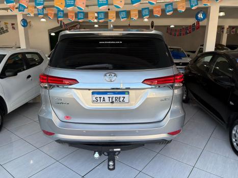 TOYOTA Hilux SW4 2.8 16V 4P SRX 4X4 7 LUGARES TURBO DIESEL AUTOMTICO, Foto 6