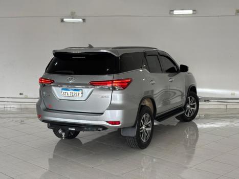 TOYOTA Hilux SW4 2.8 16V 4P SRX 4X4 7 LUGARES TURBO DIESEL AUTOM�TICO, Foto 5