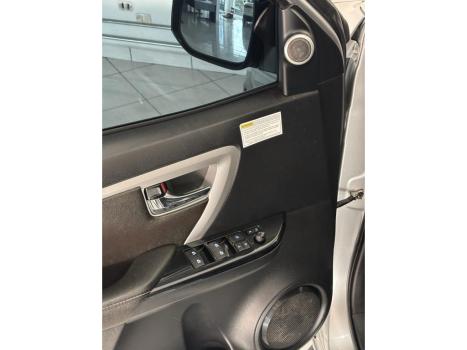 TOYOTA Hilux SW4 2.8 16V 4P SRX 4X4 7 LUGARES TURBO DIESEL AUTOM�TICO, Foto 15