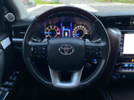 TOYOTA Hilux SW4 2.8 16V 4P SRX 4X4 7 LUGARES TURBO DIESEL AUTOM�TICO, Foto 12