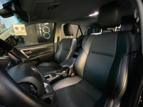 TOYOTA Hilux SW4 2.8 16V 4P SRX 4X4 7 LUGARES TURBO DIESEL AUTOM�TICO, Foto 6
