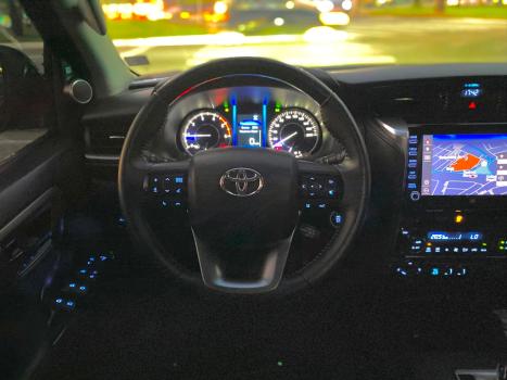 TOYOTA Hilux SW4 2.8 16V 4P SRX 4X4 7 LUGARES TURBO DIESEL AUTOM�TICO, Foto 10