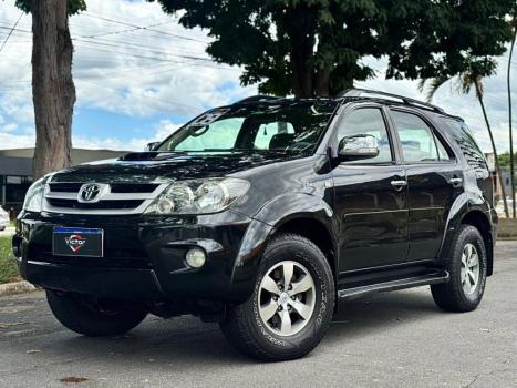 TOYOTA Hilux SW4 3.0 16V 4P SRV 4X4 TURBO DIESEL AUTOMTICO, Foto 2