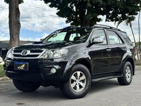 TOYOTA Hilux SW4 3.0 V6 12V 4P SRV 4X4 TURBO DIESEL AUTOMTICO, Foto 1