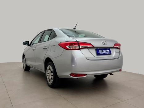 TOYOTA Yaris Hatch 1.5 16V 4P FLEX XL MULTIDRIVE AUTOMTICO CVT, Foto 4