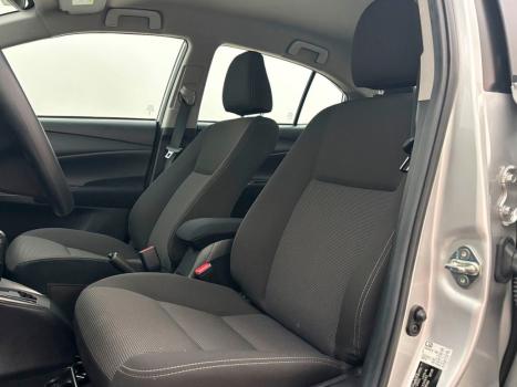 TOYOTA Yaris Hatch 1.5 16V 4P FLEX XL MULTIDRIVE AUTOMTICO CVT, Foto 9