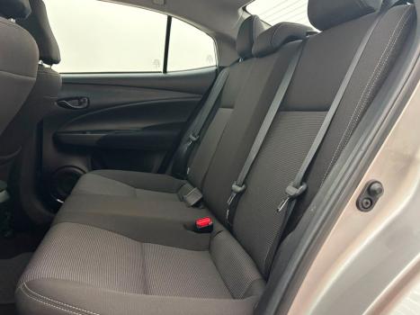 TOYOTA Yaris Hatch 1.5 16V 4P FLEX XL MULTIDRIVE AUTOMTICO CVT, Foto 10