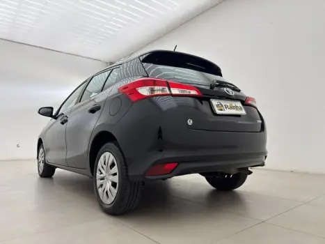 TOYOTA Yaris Hatch 1.5 16V 4P FLEX XL MULTIDRIVE AUTOM�TICO CVT, Foto 4