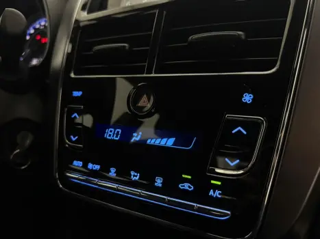 TOYOTA Yaris Hatch 1.5 16V 4P FLEX XL MULTIDRIVE AUTOM�TICO CVT, Foto 19