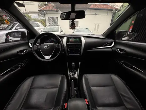 TOYOTA Yaris Hatch 1.5 16V 4P FLEX XS MULTIDRIVE AUTOM�TICO CVT, Foto 7