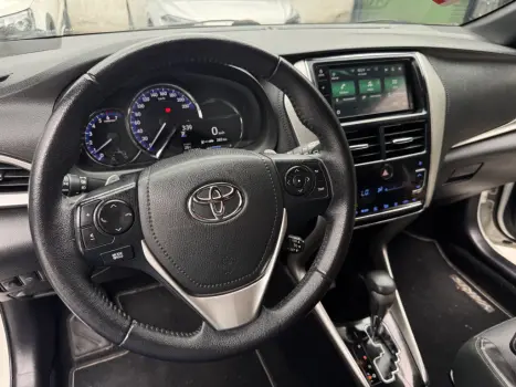 TOYOTA Yaris Hatch 1.5 16V 4P FLEX XS MULTIDRIVE AUTOM�TICO CVT, Foto 9