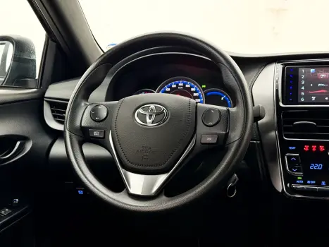 TOYOTA Yaris Hatch 1.5 16V 4P FLEX XL MULTIDRIVE AUTOM�TICO CVT, Foto 16