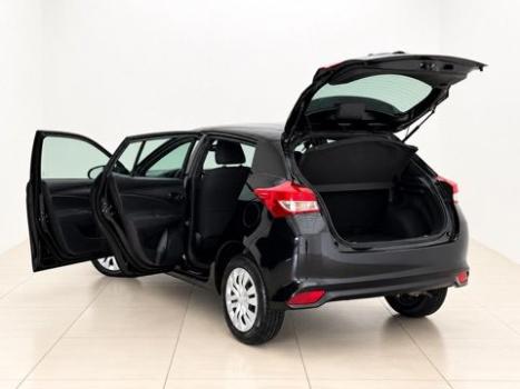 TOYOTA Yaris Hatch 1.5 16V 4P FLEX XL MULTIDRIVE AUTOMÁTICO CVT, Foto 6