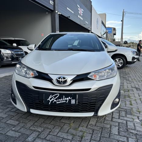 TOYOTA Yaris Hatch 1.3 16V 4P FLEX XL PLUS TECH MULTIDRIVE AUTOM�TICO CVT, Foto 5